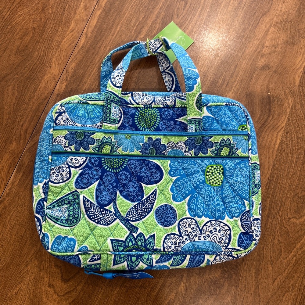 Vera Bradley Good Book Cover Bible Case Doodle Daisy Floral Blue Green NWT